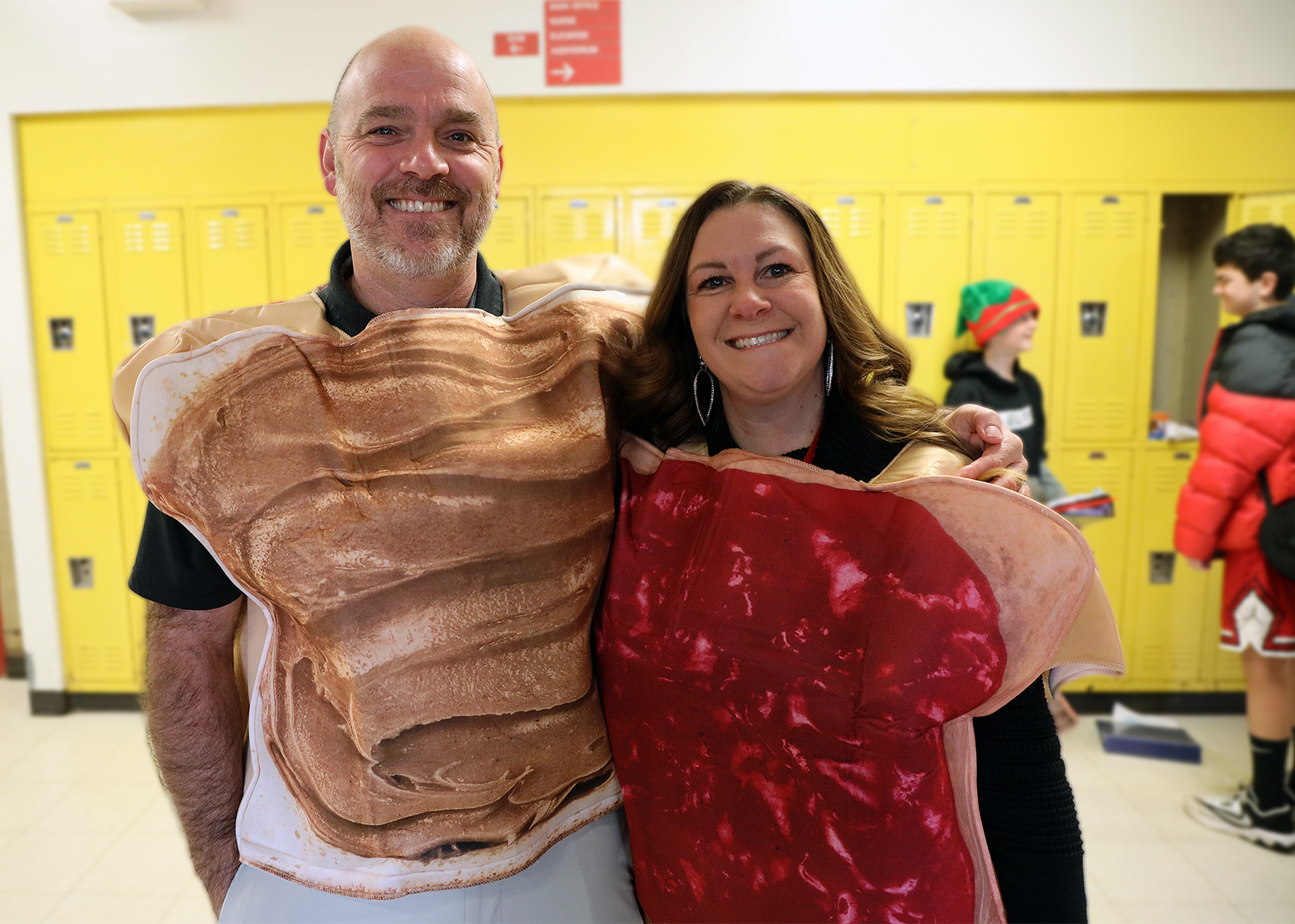 principals dressed up as PB and J