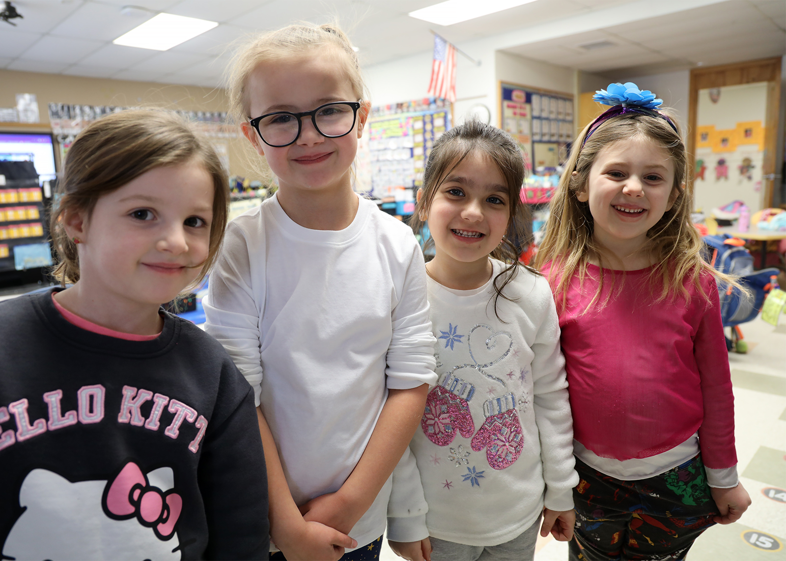 kindergarten friends smiling