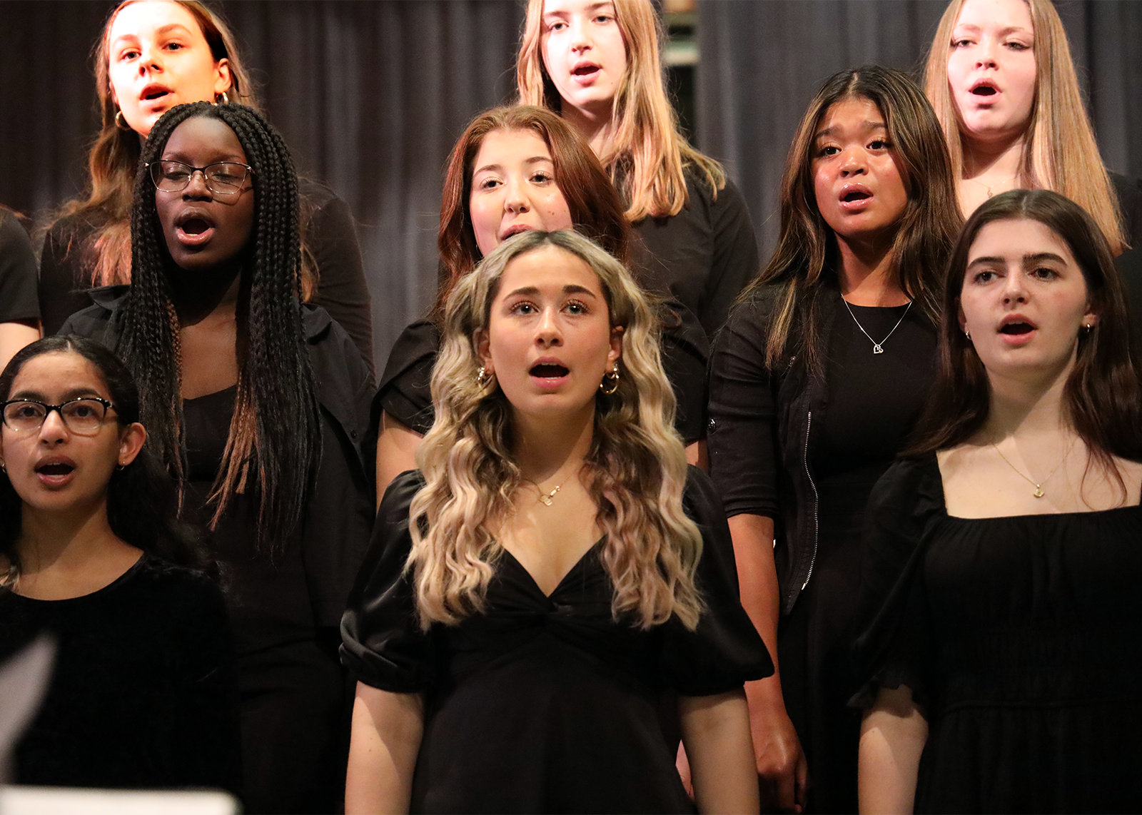 HS choir preforms